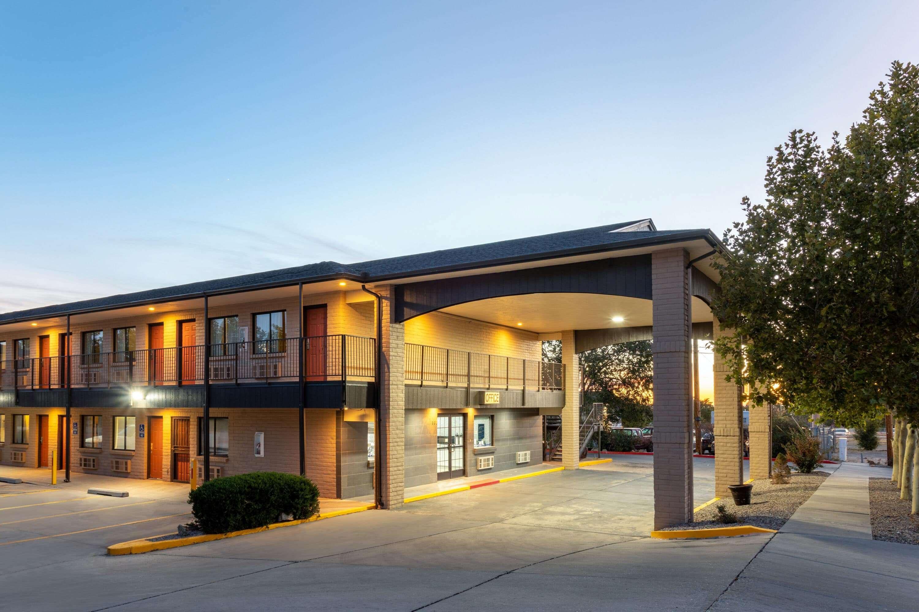 Travelodge By Wyndham Albuquerque East Esterno foto